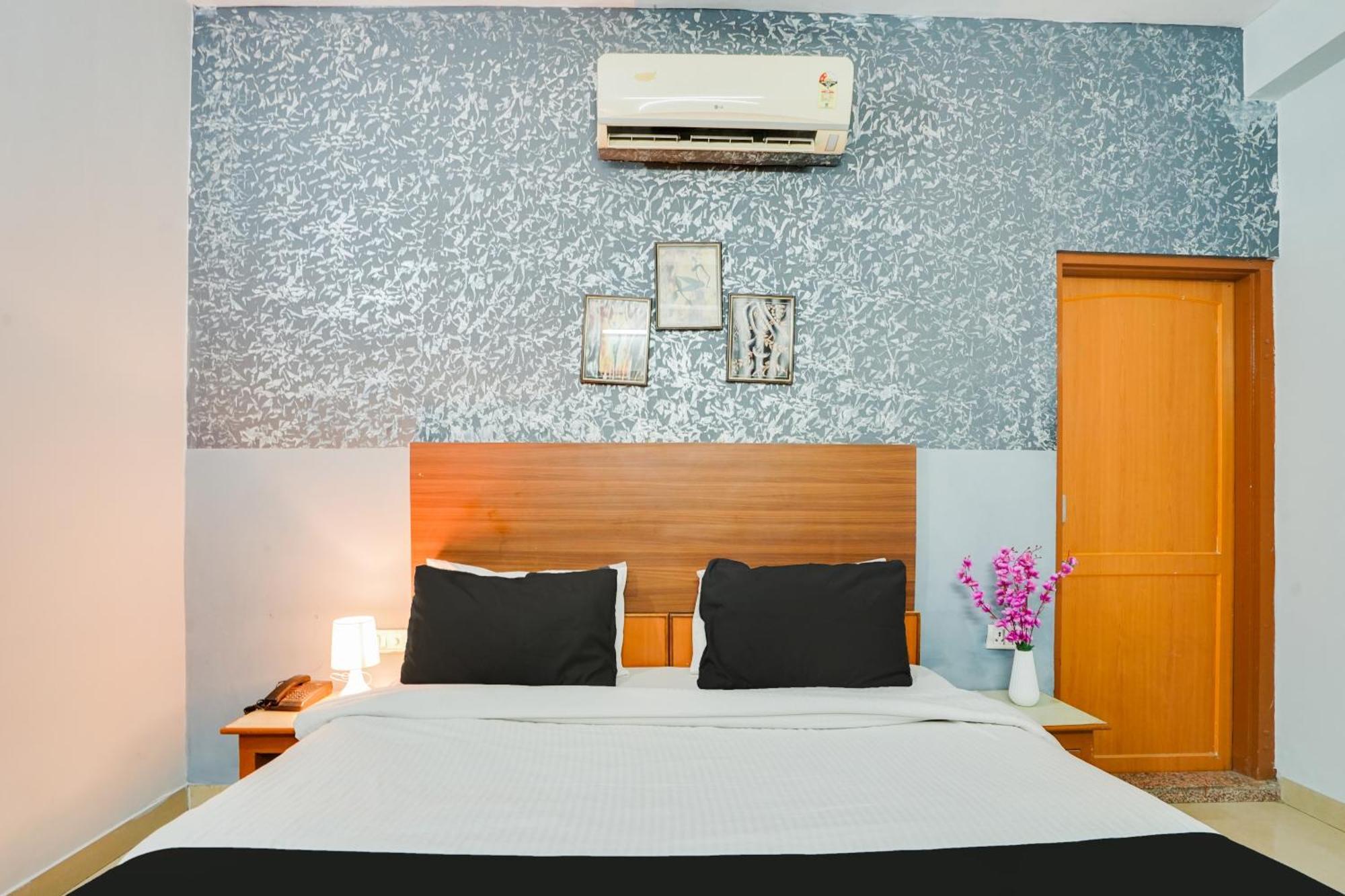 Super Hotel O Jln Marg Malviya Nagar Formerly Hotel Braj Haveli Jaipur Exteriör bild